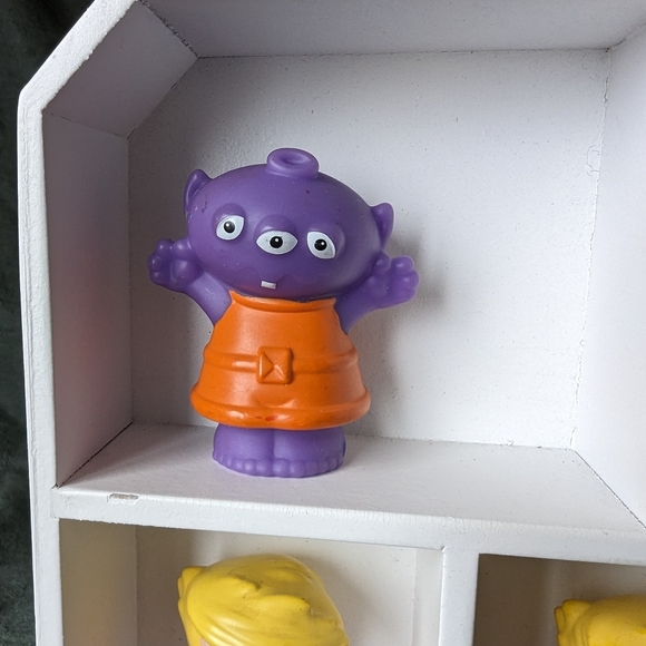 Little People figures Police Woman Purple Alien 3 Eyes Eddie Koby Farmer 5pc Toy - Picture 11 of 13
